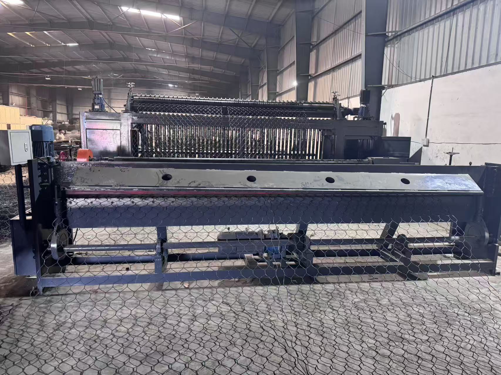 नवीनतम कंपनी ब्लॉग के बारे में Delta Servo Gabion Mesh Machine Successfully Exported and Commissioned in India