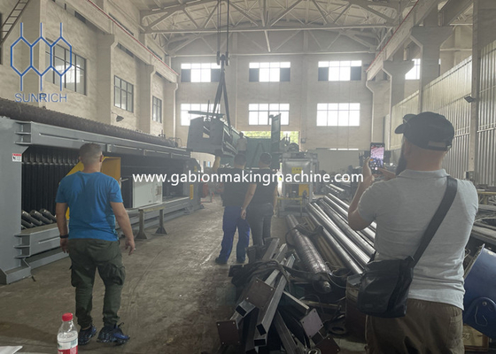 खरीदें 60*80mm-120*150mm और 7.5KW पावर के साथ अत्यधिक टिकाऊ गैबियन उत्पादन लाइन ऑनलाइन निर्माण