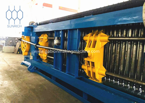 जस्ती इस्पात तार 66x88 मिमी गैबियन मशीन अधिकतम बुनाई चौड़ाई 6300 मिमी